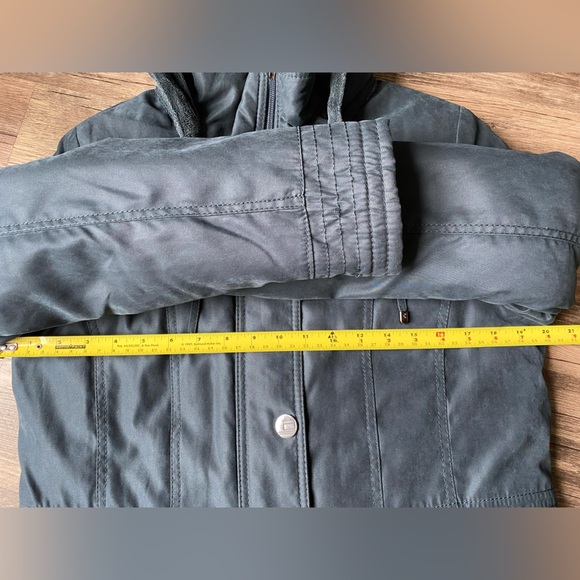 NWOT Croft & Barrow Windbreaker Women’s Jacket Size M Blue Full Zip Outdoor - Picture 5 of 9